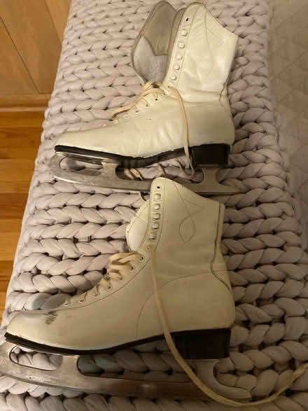 Photo of free 1970’s women’s figure skates (ITP-Buckhead Margaret Mitchell) #3