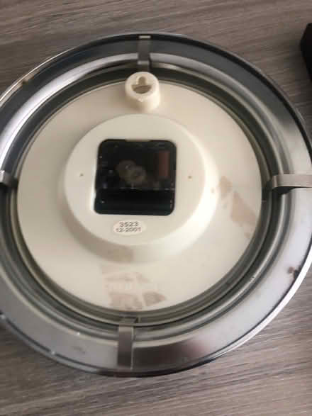 Photo of free Silver battery click (UB5) #2