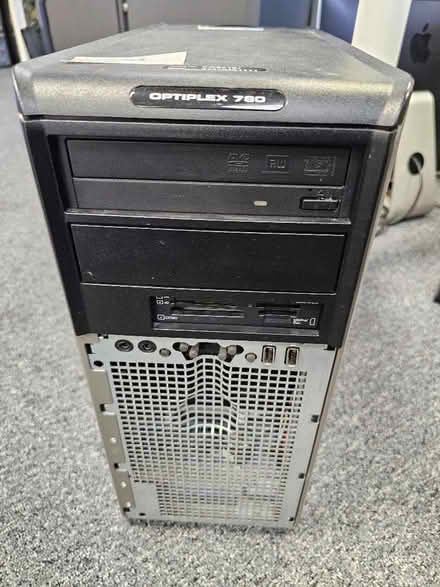 Photo of free Dell OptiPlex 780 tower computer (parts/repair) (West Howe BH11) #1