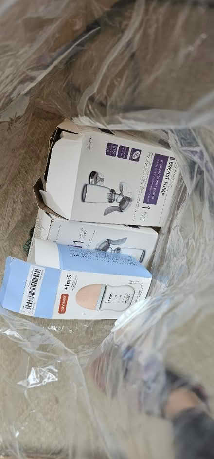 Photo of free NEW Baby bottle andbreast pump (GU22) #1