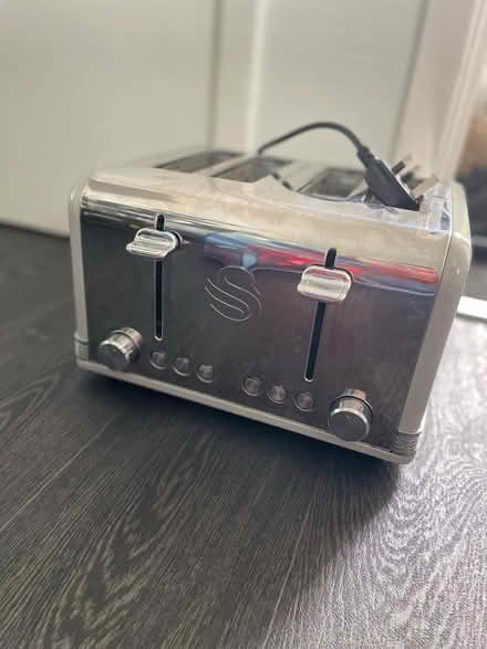 Photo of free Toaster (Nottingham NG11) #1