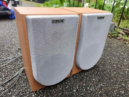 Photo of free Sony mini speakers (AL10) #1