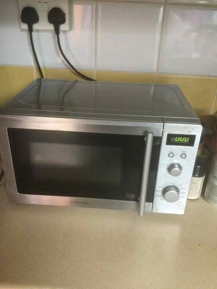Photo of free Microwave 800W (Wincobank, S5) #1