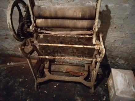 Photo of free Victorian mangle (Nooklands PR2) #1