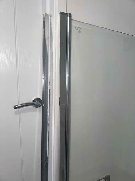 Photo of free Glass Bath Shower Screen (IP32) #2
