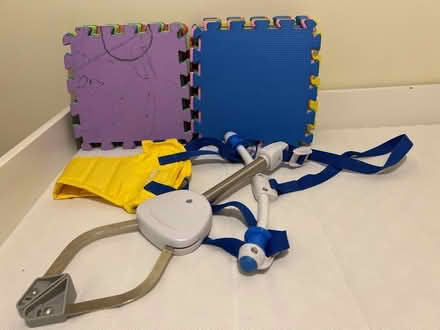 Photo of free HIPP infant milk 1+ swing + Matt (SE11) #1