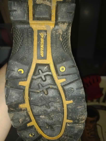 Photo of free Work shoes size 40 (EH8) #3