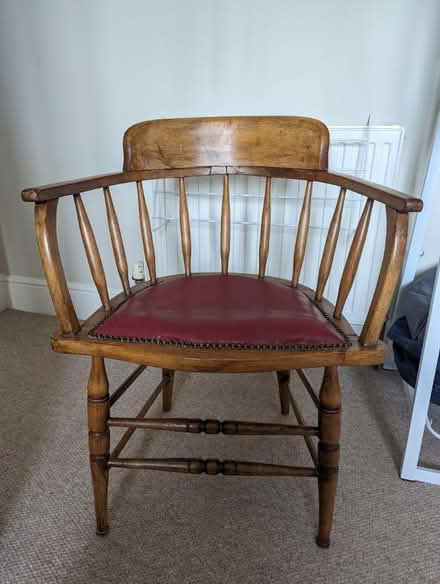 Photo of free Vintage Wooden Chair (Nottingham NG5) #1