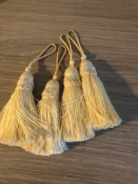 Photo of free Four small tassels (UB5) #1
