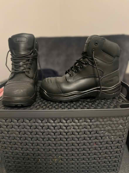Photo of free Composite boots (Sandhurst) #1
