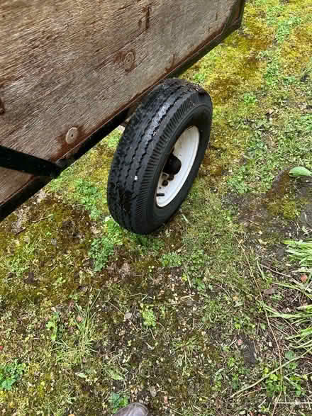 Photo of free Box trailer needs work (Shepperton tw) #3