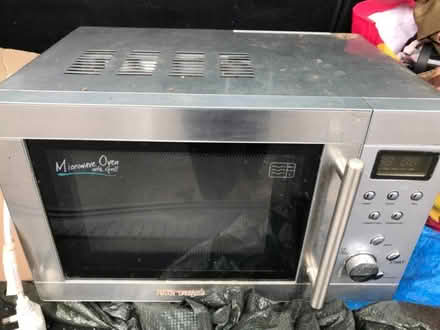 Photo of free microwave oven and grill (Adderwell BA11) #1