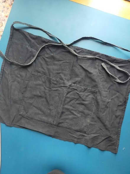 Photo of free Small apron (Waterlooville PO7) #1