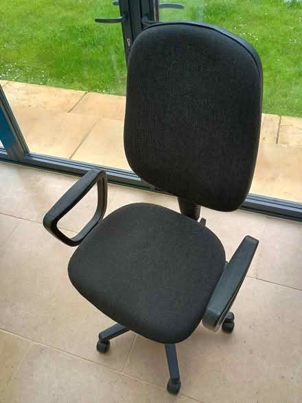 Photo of free Office chair (Bampton OX18) #1