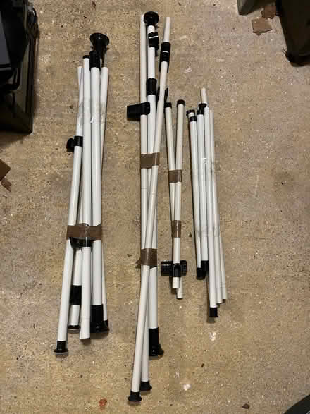 Photo of free Telescopic clothes rail (Lower Earley) #2