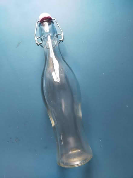 Photo of free 500ml glass bottle (Stakes lodge, waterlooville) #1