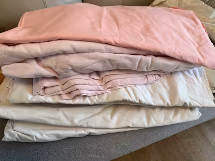 Photo of free Bedding (Cheshunt EN7) #1
