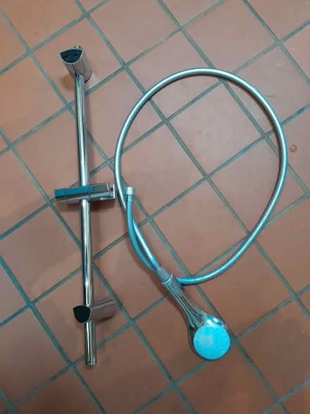 Photo of free shower (Eynsham OX29) #1