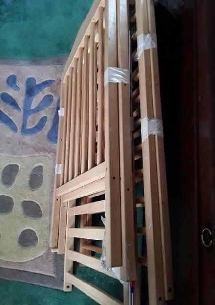 Photo of free Crib/Baby cot (Tottenham N17) #3
