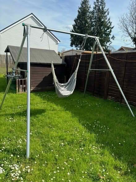Photo of free TP double swing set (Ditton ME20) #1