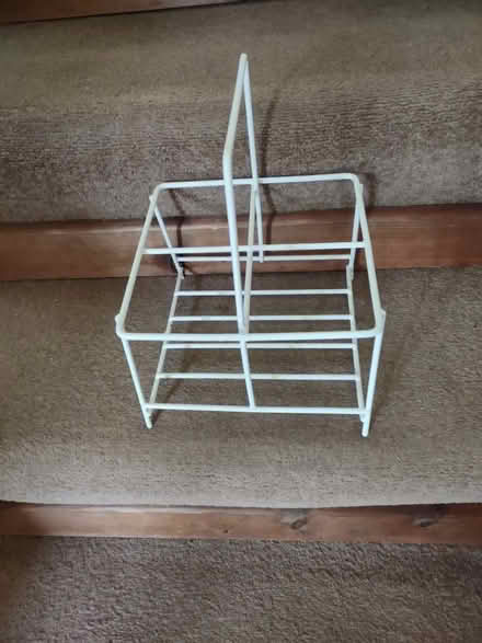 Photo of free Milk carrier (Hay on Wye HR3) #1