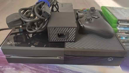Photo of free Xbox one plus pack of games (Berryfields HP18) #1