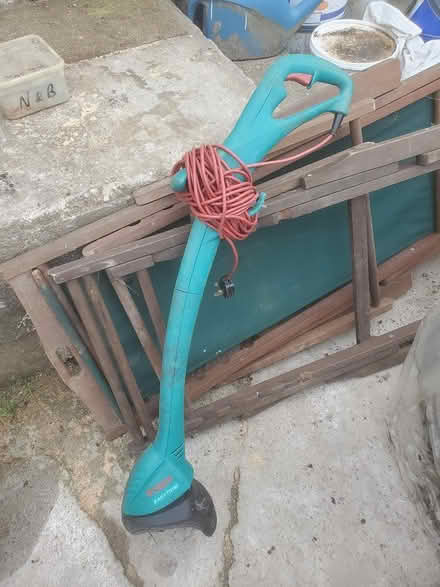 Photo of free Bosch strimmer (Totterdown, Bristol) #1