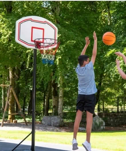 Photo of Basketball stand and hoop (Chorlton M21) #1
