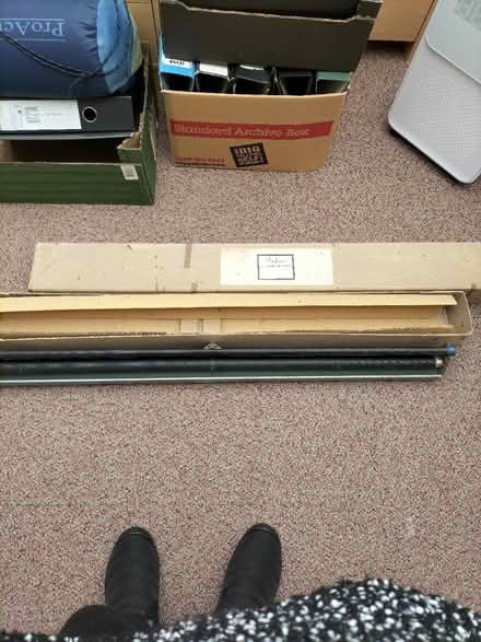 Photo of free Safari Lge Pull Up Screen in Box (Waterlooville PO7) #3