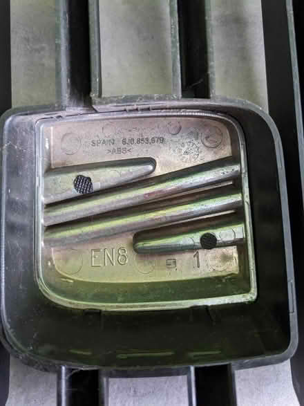 Photo of free Seat (Ibiza?) front grille (Wyton PE28) #2