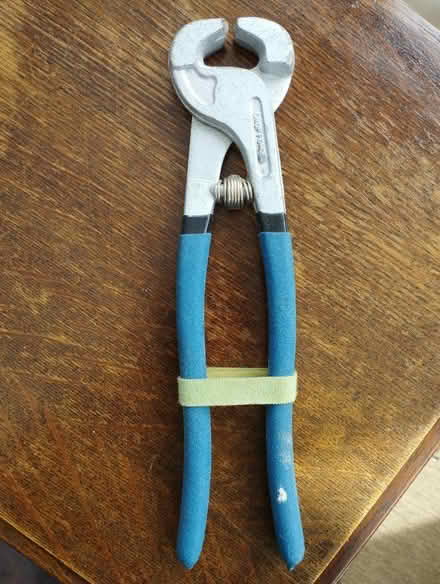 Photo of free Ceramic tile nippers (Thorpe Bay SS1) #2