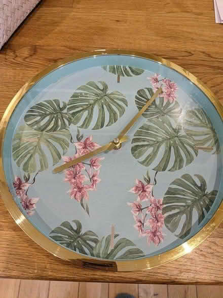 Photo of free Wall clock (Camberley GU15) #1