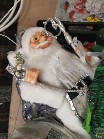 Photo of free Xmas Decorations (Hall Green, B28) #3