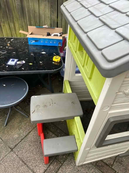 Photo of free Childs garden house (Martinswood SG1) #2