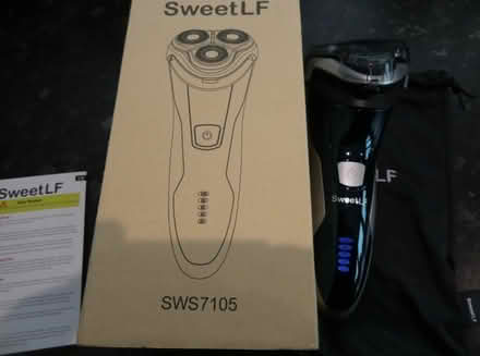 Photo of free Cordless Electric Razor (Grange CH48) #1