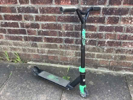 Photo of free Child's scooter - Grit Atom (Roselands, Eastbourne, BN22) #1