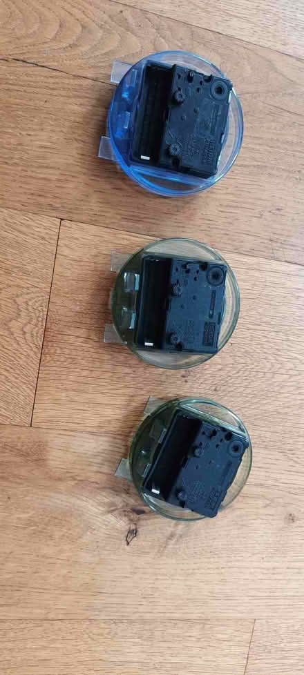 Photo of free 3 small clocks (Kenilworth CV8) #2