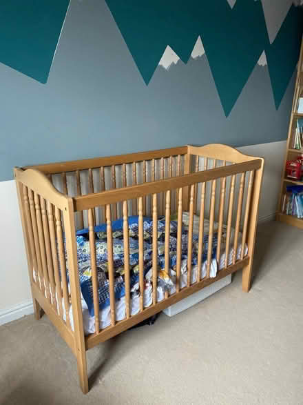 Photo of free Wooden cot (Kirkintilloch G66) #1