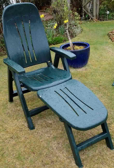 Photo of free Sun Lounger (AB39) #1