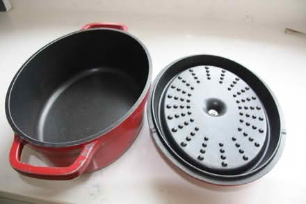 Photo of free Red Oval Cookpot (Brimfield SY8) #2