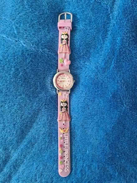 Photo of free Watch with working battery (Widford CM1) #1