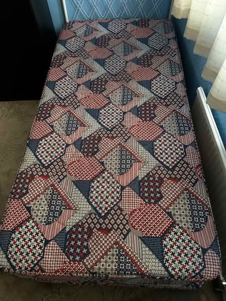 Photo of free Single bed (ME2) #2