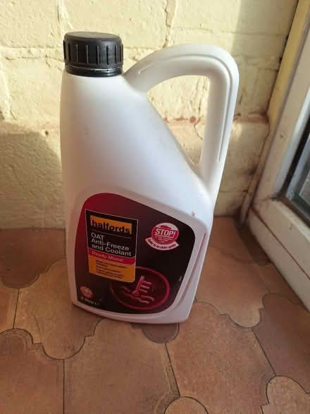 Photo of free Halfords coolant (Worcester Park KT4) #1