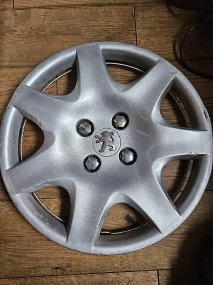 Photo of free Peugeot wheel trim (Keighley) #1