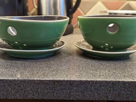 Photo of free Berry bowls with saucers (San Carlos) #2