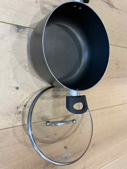Photo of free Aluminium saucepan (pot and lid) (BA2 5) #1