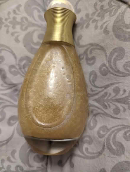 Photo of free J'adore perfume oil (Sutton) #3