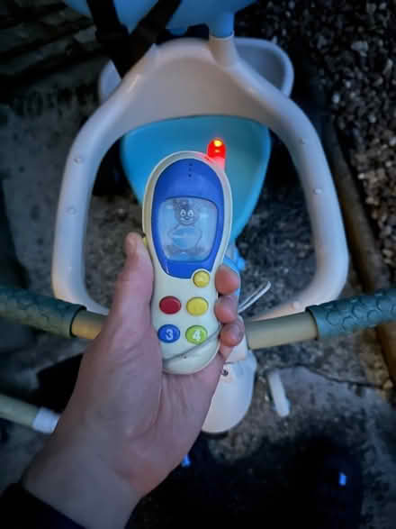 Photo of free SmarTrike 4 in 1 Tricycle (Crewton DE24) #3