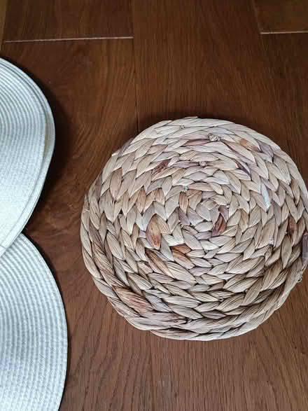 Photo of free Placemats (Meersbrook S8) #3