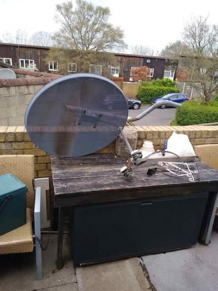 Photo of free sat dish twin lnd (Laindon SS16) #1